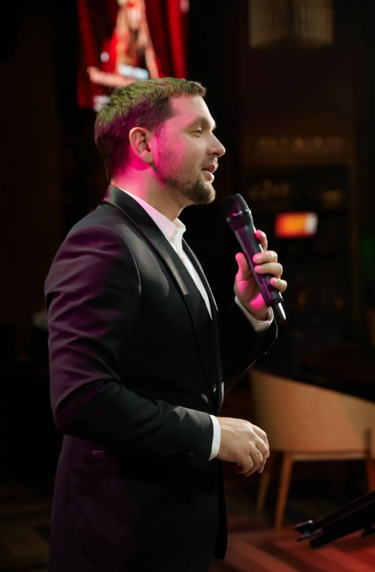 Роман Милян - фото Роман Милян - фото