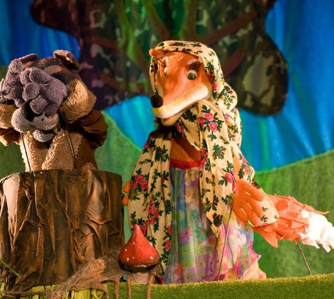 Вистава "Мій золотий синочок" - фото Вистава "Мій золотий синочок" - фото