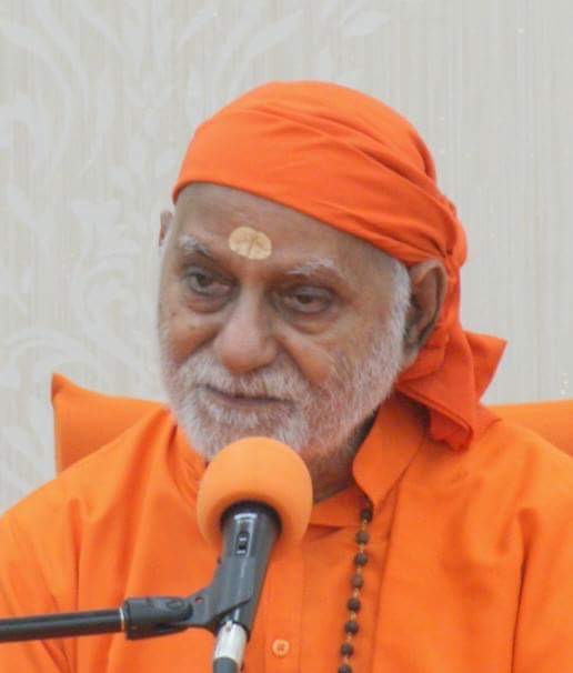 Poojya Swamiji Visage 007