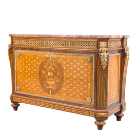 Een Franse parqueterie en marqueterie commode met twee lades, verguld bronzen monturen en marmeren bovenblad, 19de eeuw