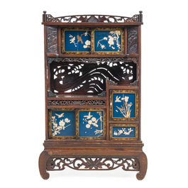 A Japanese carved wooden etagere, Meiji, 19th C.