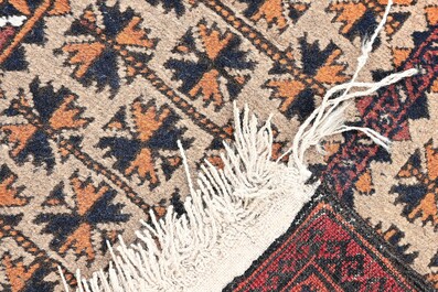 Collection int&eacute;ressante et vari&eacute;e de tapis, Asie Centrale, 19&egrave;me/20&egrave;me si&egrave;cle