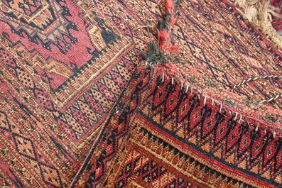 Collection int&eacute;ressante et vari&eacute;e de tapis, Asie Centrale, 19&egrave;me/20&egrave;me si&egrave;cle