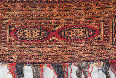 Collection int&eacute;ressante et vari&eacute;e de tapis, Asie Centrale, 19&egrave;me/20&egrave;me si&egrave;cle