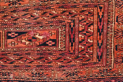 Collection int&eacute;ressante et vari&eacute;e de tapis, Asie Centrale, 19&egrave;me/20&egrave;me si&egrave;cle