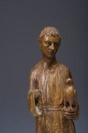 Important Saint Bavon de Gand au faucon en bois sculpt&eacute; avec traces de polychromie, Flandres, 16&egrave;me/17&egrave;me si&egrave;cle