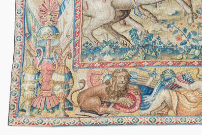 Importante tapisserie murale de Bruges repr&eacute;sentant 'Les porte-drapeaux' de la s&eacute;rie 'Les Triomphes de C&eacute;sar', seconde moiti&eacute; du 16&egrave;me si&egrave;cle