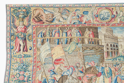Importante tapisserie murale de Bruges repr&eacute;sentant 'Les porte-drapeaux' de la s&eacute;rie 'Les Triomphes de C&eacute;sar', seconde moiti&eacute; du 16&egrave;me si&egrave;cle