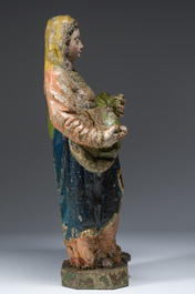 Sainte femme en bois sculpt&eacute; et polychrom&eacute;, Flandres, 17&egrave;me si&egrave;cle