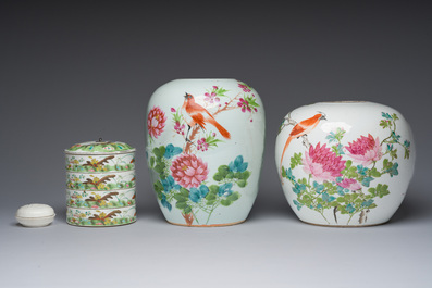 Collection vari&eacute;e en porcelaine de Chine famille rose et qianjiang cai, 18&egrave;me/20&egrave;me si&egrave;cle