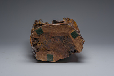 Saint Antoine en bois sculpt&eacute; avec traces de polychromie, 17&egrave;me si&egrave;cle