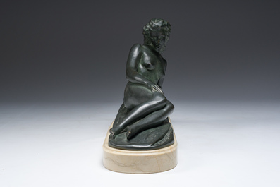 Paule Bisman (1897-1973): 'Ondine', bronze &agrave; patine verte sur socle en marbre, &eacute;d. 3/12