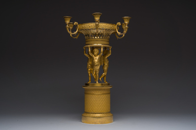 Cand&eacute;labre Charles X &agrave; six lumi&egrave;res en bronze dor&eacute;, France, attribu&eacute; &agrave; Pierre-Philippe Thomire, ca. 1820-1830