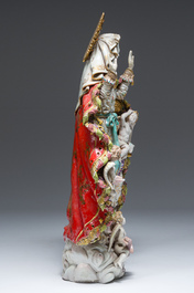 Eugenio Pattarino (1885-1971): Madonna adored by angels, polychrome decorated and gilt terracotta