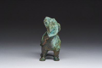 Mod&egrave;le d'un b&eacute;lier en bronze, Chine, probablement Han
