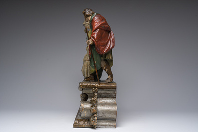 Een Vlaamse gepolychromeerd houten groep met de Heilige Familie, 18de eeuw