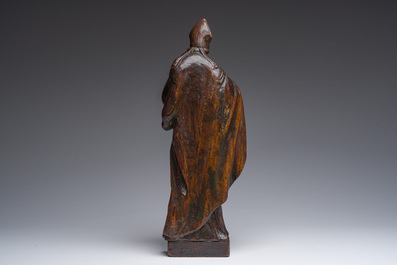 Saint Nicolas en bois sculpt&eacute;, Flandres, 17&egrave;me si&egrave;cle