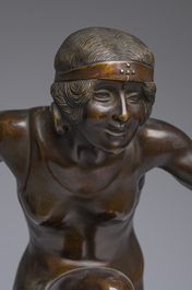 Rudolf Marcuse (1878-1940, attribu&eacute; &agrave;): Danseuse, bronze &agrave; patin brune sur un socle en marbre rouge