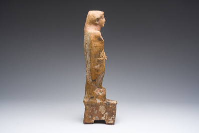 Sculpture votive d'une femme en terre cuite, Ph&eacute;nicie, Liban, probablement 3&egrave;me/2&egrave;me si&egrave;cle av. J.-C.