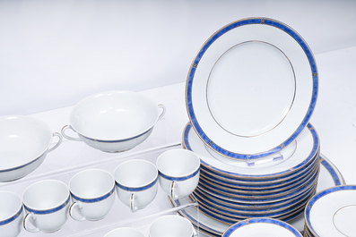 Grande service de type 'Oc&eacute;ana Bleu' en porcelaine polychrome et dor&eacute;, Christofle, France, 20&egrave;me si&egrave;cle