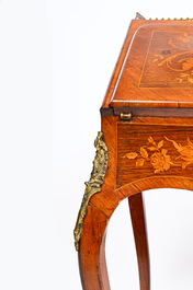 A French Louis XV style gilt bronze mounted ladies' writing desk with rich marquetry, 19th C.