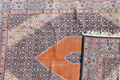 Tapis de type Bidjar &agrave; d&eacute;cor floral, laine sur coton, Inde, 20&egrave;me si&egrave;cle