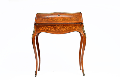 A French Louis XV style gilt bronze mounted ladies' writing desk with rich marquetry, 19th C.