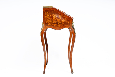 A French Louis XV style gilt bronze mounted ladies' writing desk with rich marquetry, 19th C.