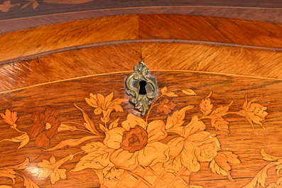 A French Louis XV style gilt bronze mounted ladies' writing desk with rich marquetry, 19th C.