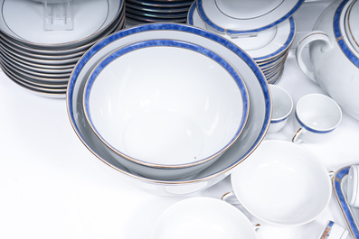 Grande service de type 'Oc&eacute;ana Bleu' en porcelaine polychrome et dor&eacute;, Christofle, France, 20&egrave;me si&egrave;cle