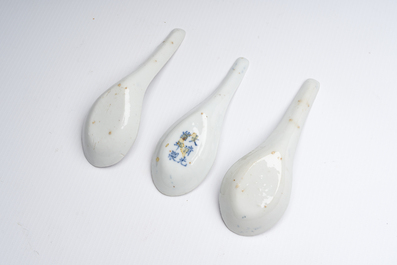 Collection vari&eacute;e en porcelaine de Chine famille rose et qianjiang cai, 19&egrave;me/20&egrave;me si&egrave;cle