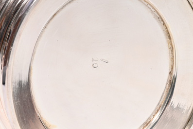 Service &agrave; caf&eacute; et &agrave; th&eacute; de quatre pi&egrave;ces en m&eacute;tal argent&eacute; aux montures en bois, France, 20&egrave;me si&egrave;cle