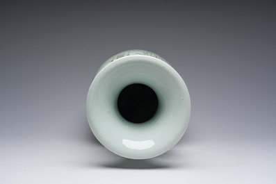 Vase en porcelaine de Chine qianjiang cai &agrave; d&eacute;cor d'immortels, 19&egrave;me si&egrave;cle