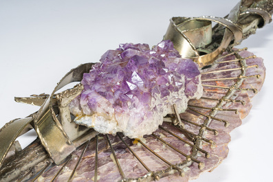 Marc D'Haenens (20&egrave;me si&egrave;cle): Grande sculpture murale en am&eacute;thyste et cuivre