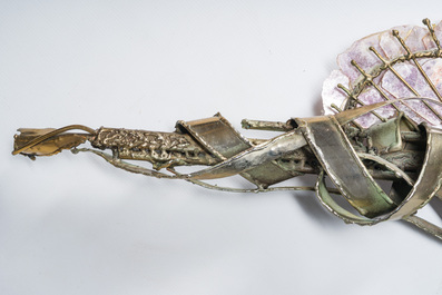 Marc D'Haenens (20&egrave;me si&egrave;cle): Grande sculpture murale en am&eacute;thyste et cuivre