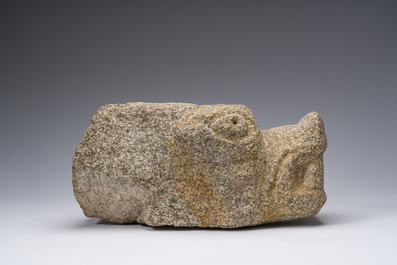 Mod&egrave;le d'un animal mythique en granite, Bretagne, 16&egrave;me si&egrave;cle