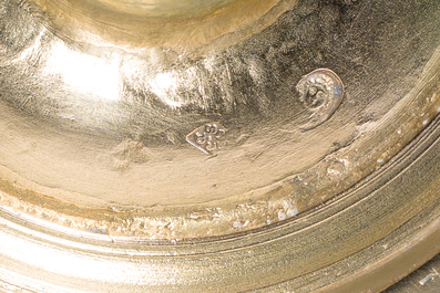 Pot &agrave; lait en argent dor&eacute; &agrave; anse en &eacute;b&egrave;ne, 950/000, poin&ccedil;on de ma&icirc;tre Lesage, Paris, France, premier quart du 19&egrave;me si&egrave;cle