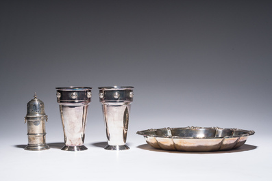 Collection vari&eacute;e d'objets de table en m&eacute;tal argent&eacute; et argent, origines diverses, 19&egrave;me/20&egrave;me si&egrave;cle