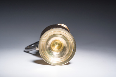 Pot &agrave; lait en argent dor&eacute; &agrave; anse en &eacute;b&egrave;ne, 950/000, poin&ccedil;on de ma&icirc;tre Lesage, Paris, France, premier quart du 19&egrave;me si&egrave;cle