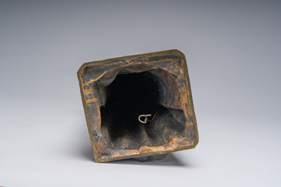 Marius Mars-Vallet (1869-1957): Grande pr&ecirc;tresse, peut-&ecirc;tre la proph&eacute;tesse la Pythie (Pythonisse), bronze &agrave; patine brune