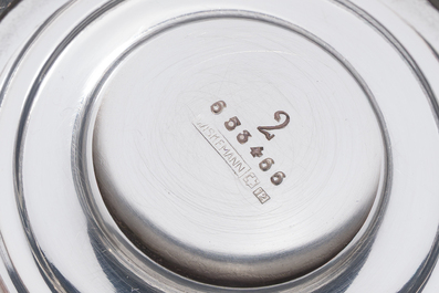 Service &agrave; caf&eacute; et &agrave; th&eacute; de cinq pi&egrave;ces en m&eacute;tal argent&eacute;, Wiskemann, Belgium, 20&egrave;me si&egrave;cle