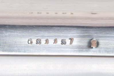 Service &agrave; caf&eacute; et &agrave; th&eacute; de cinq pi&egrave;ces en m&eacute;tal argent&eacute;, Wiskemann, Belgium, 20&egrave;me si&egrave;cle