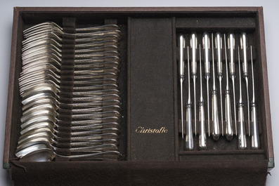 M&eacute;nag&egrave;re de 140 pi&egrave;ces dans la cassette d'origine, mod&egrave;le Spatours, Christofle, France, 20&egrave;me si&egrave;cle