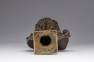 &Eacute;cole fran&ccedil;aise, suiveur de Fran&ccedil;ois Girardon (1628-1715): Buste de Jean Baptiste Racine (1639-1699), bronze &agrave; patine brune, 19&egrave;me si&egrave;cle