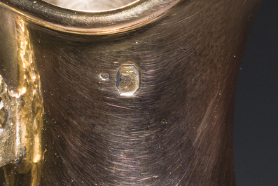 Pot &agrave; lait en argent dor&eacute; &agrave; anse en &eacute;b&egrave;ne, 950/000, poin&ccedil;on de ma&icirc;tre Lesage, Paris, France, premier quart du 19&egrave;me si&egrave;cle