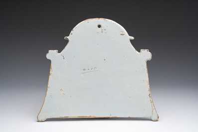 Plaque en forme de cage &agrave; oiseaux en fa&iuml;ence de Delft polychrome, 18&egrave;me si&egrave;cle