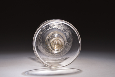 Verre balustre &agrave; d&eacute;cor floral grav&eacute;, Allemagne, Potsdam, fin du 17&egrave;me si&egrave;cle