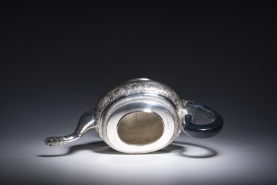 Belle th&eacute;i&egrave;re Empire en argent couronn&eacute;e d'un lion, poin&ccedil;on de ma&icirc;tre Jens Jensen, Copenhague, Danemark, dat&eacute; 1839