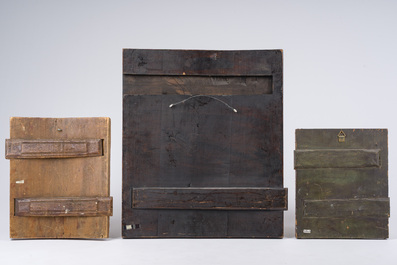 Cinq ic&ocirc;nes orthodoxes, e.a. 'L'Ascension d'Elie' et une ic&ocirc;ne de voyage en bronze &eacute;maill&eacute; en trois parties, Russie, 19&egrave;me si&egrave;cle