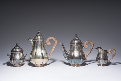 Service &agrave; caf&eacute; et &agrave; th&eacute; de cinq pi&egrave;ces en argent richement d&eacute;cor&eacute;, poin&ccedil;on de ma&icirc;tre Delheid, Belgique, 19&egrave;me/20&egrave;me si&egrave;cle